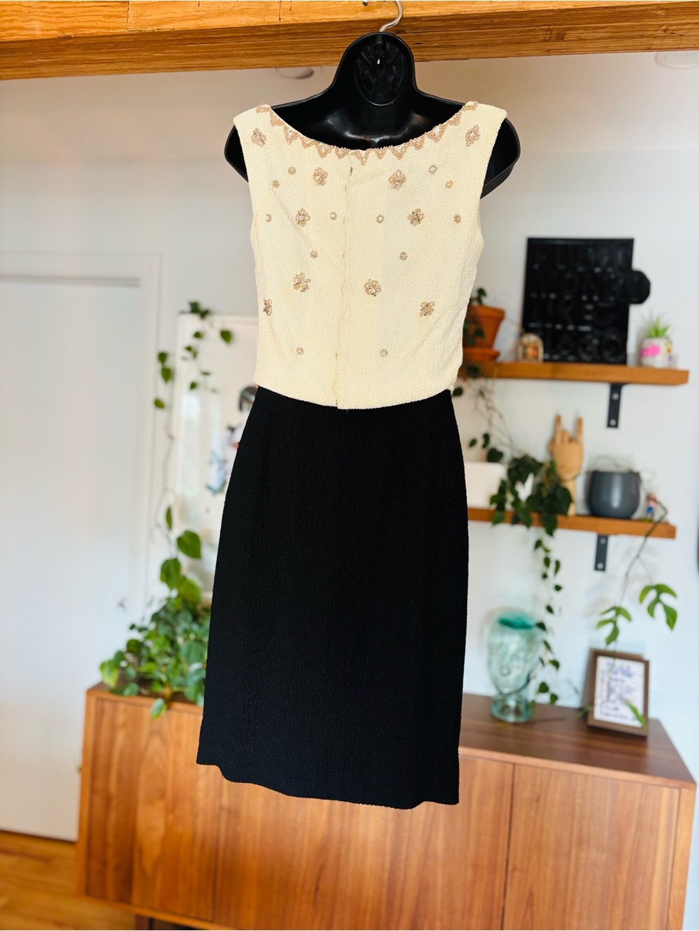 1940-1950s Vintage Rima London Beaded Two-Tone Cocktail Dress - Size 10 (M) - Picture 4 of 14